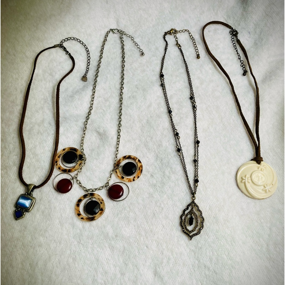 Choker style necklaces-lot of 4